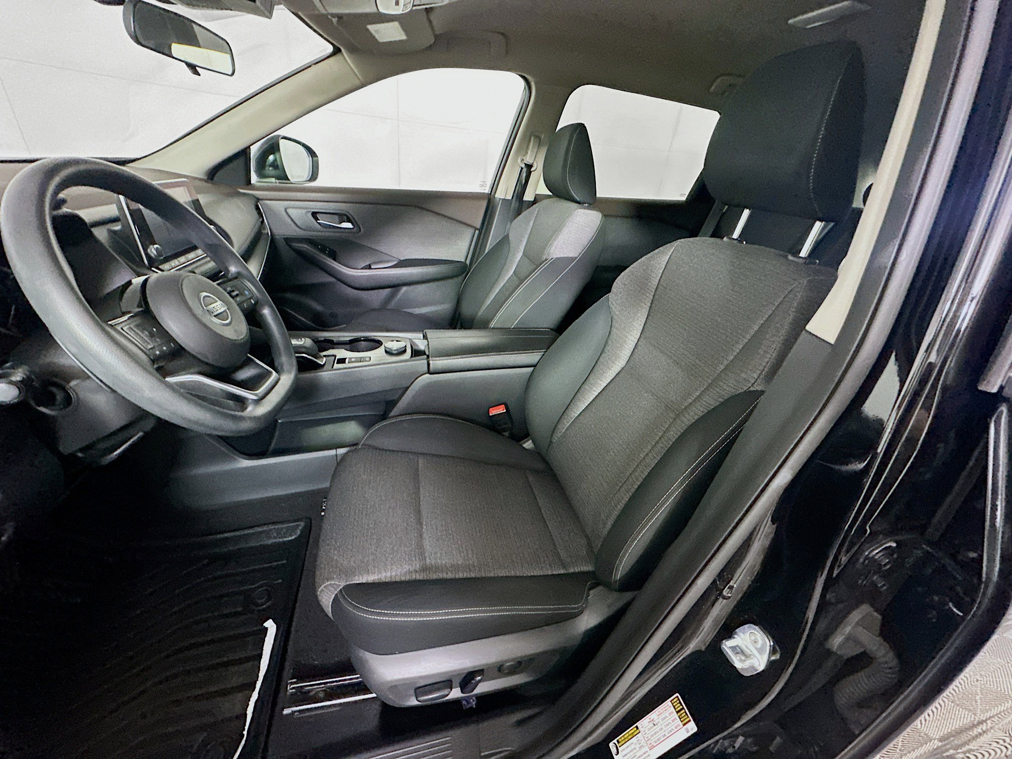 Used 2021 Nissan Rogue SV AWD/4WD image 13