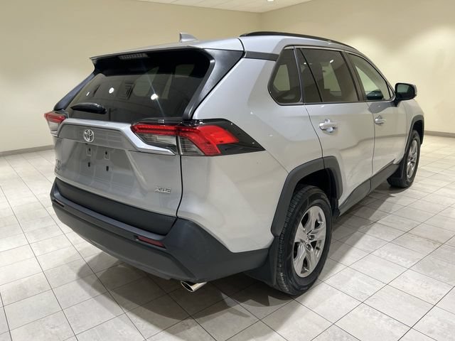 Used 2023 Toyota RAV4 XLE w/ Convenience Package FWD image 5