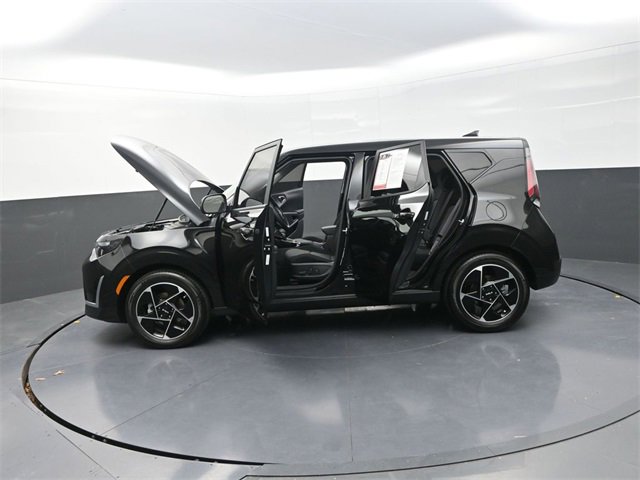 Used 2025 Kia Soul EX image 38