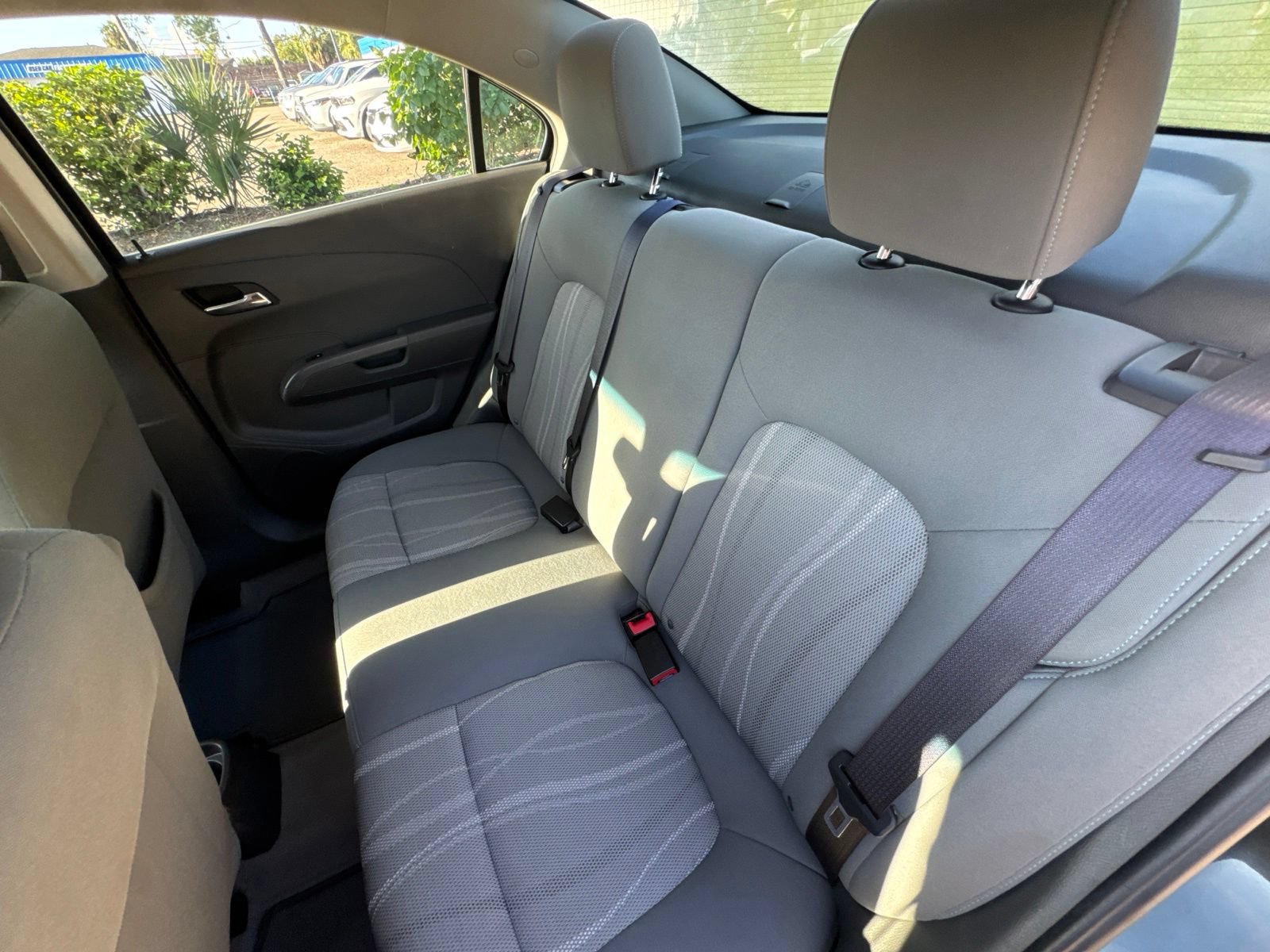 Used 2015 Chevrolet Sonic LT FWD image 18