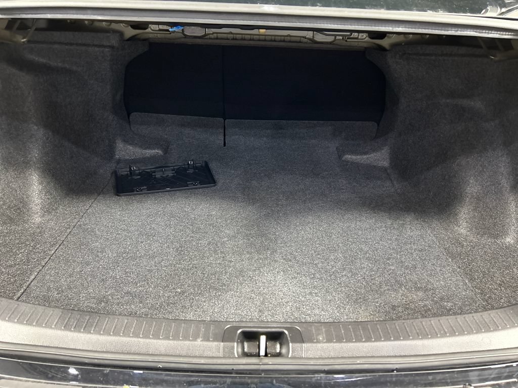 Used 2025 Toyota Corolla SE FWD image 19