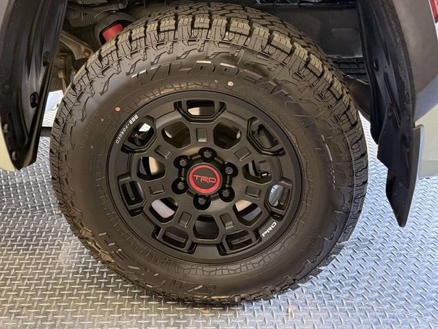 Used 2022 Toyota Tundra TRD Pro AWD/4WD image 13