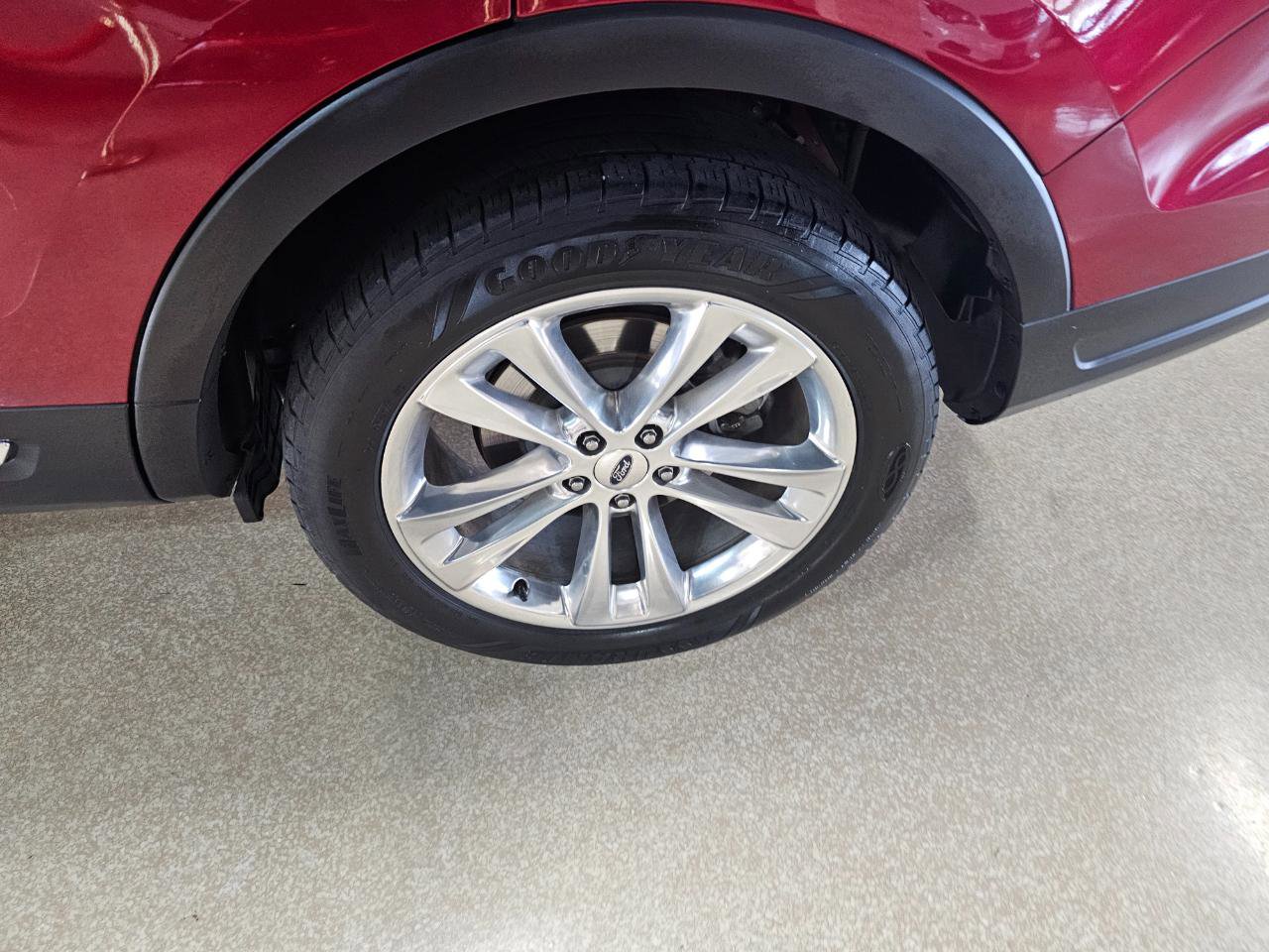 Used 2018 Ford Explorer XLT w/ Equipment Group 202A image 52