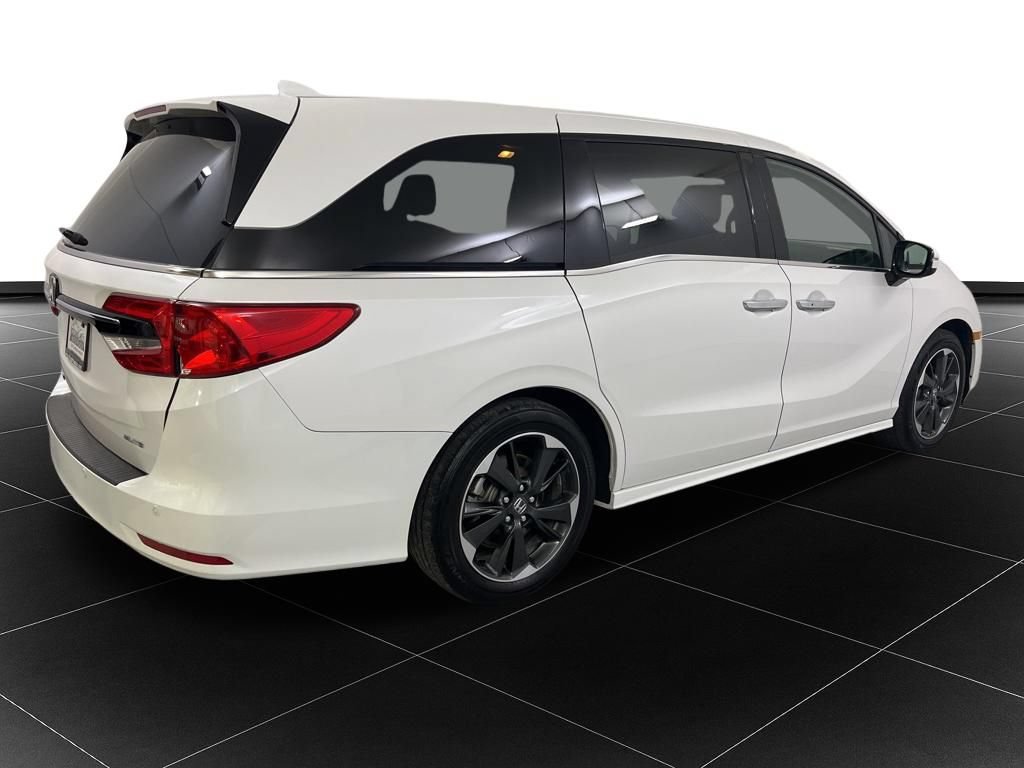 Used 2024 Honda Odyssey Elite image 5