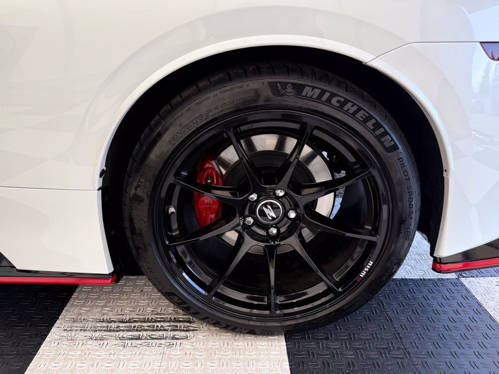 Used 2024 Nissan Z NISMO w/ Floor Mat Package RWD image 11