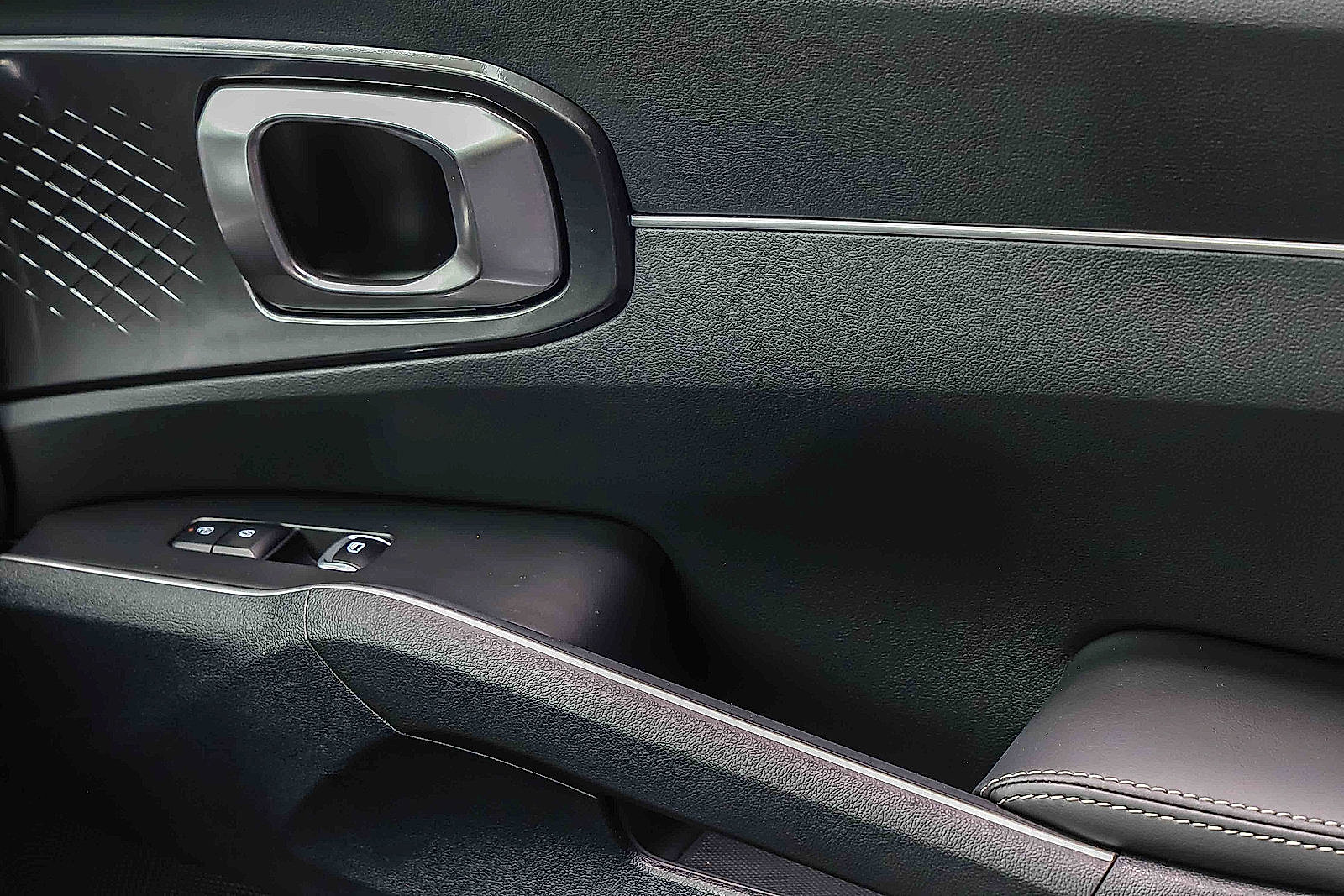 Certified 2026 Kia Sorento S FWD image 16