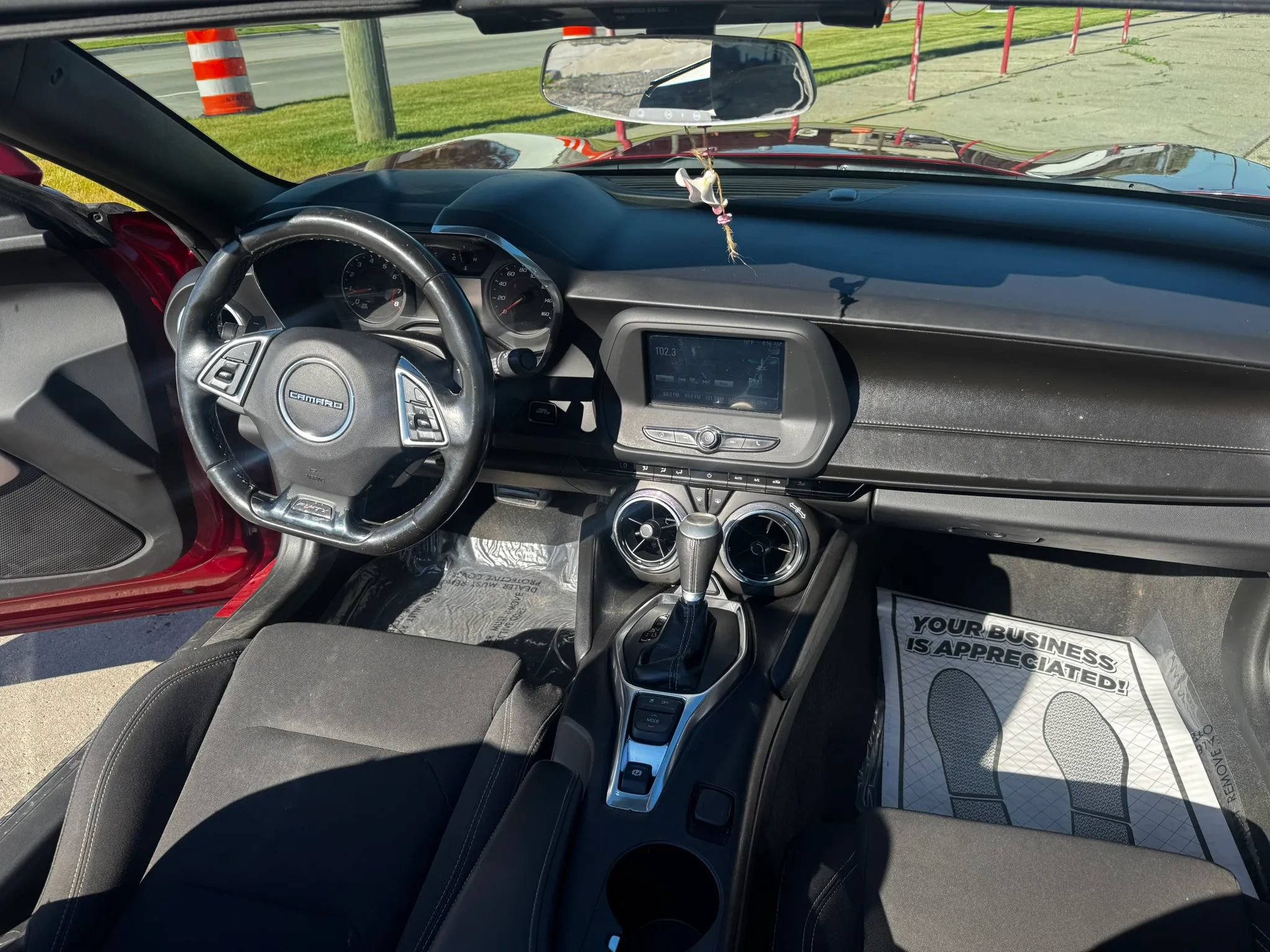 Used 2017 Chevrolet Camaro LT RWD image 17