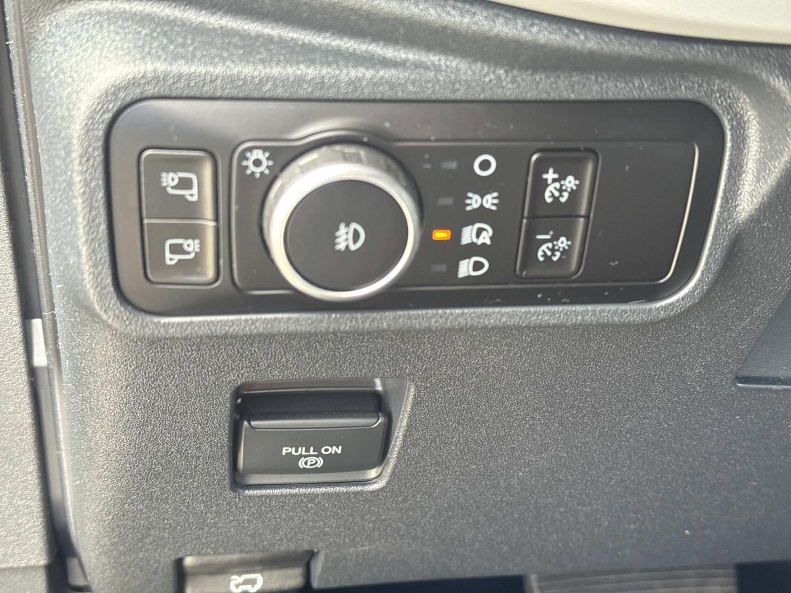 Used 2023 Ford Bronco Badlands image 20