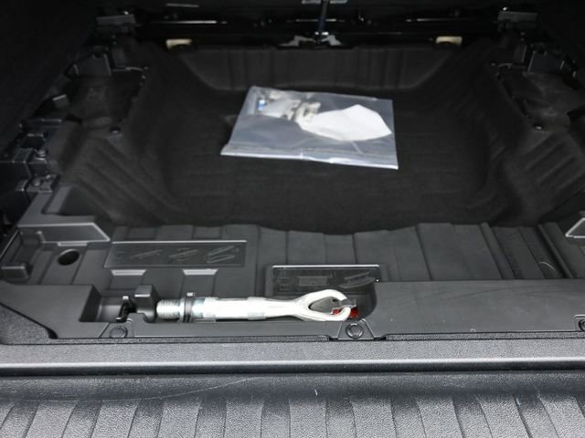 Used 2024 BMW X5 sDrive40i w/ M Sport Package image 24