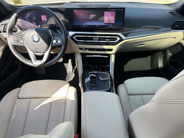 Used 2023 BMW 330i xDrive Sedan w/ Premium Package AWD/4WD image 17