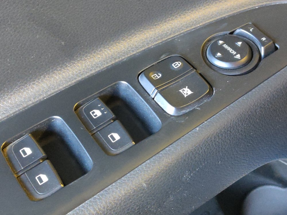 Used 2021 Kia Rio S FWD image 27
