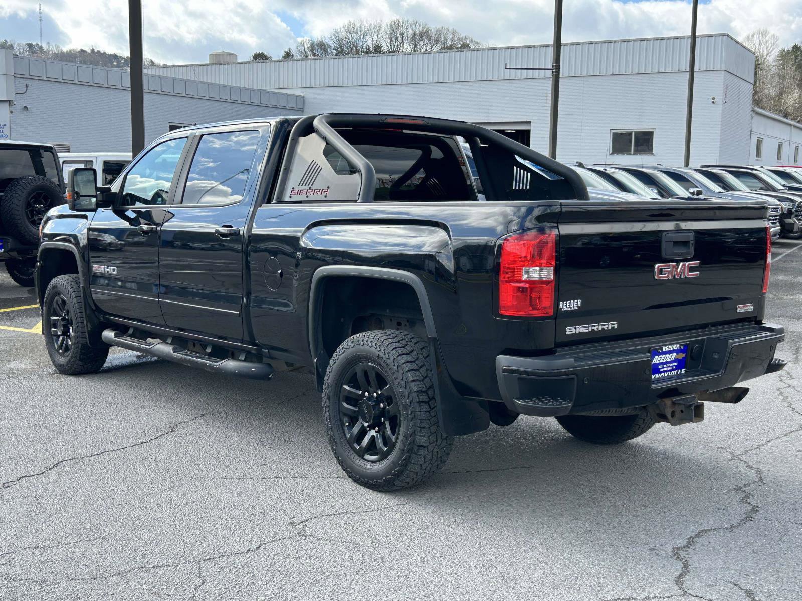 Used 2017 GMC Sierra 2500 SLT w/ All Terrain X HD Package image 5