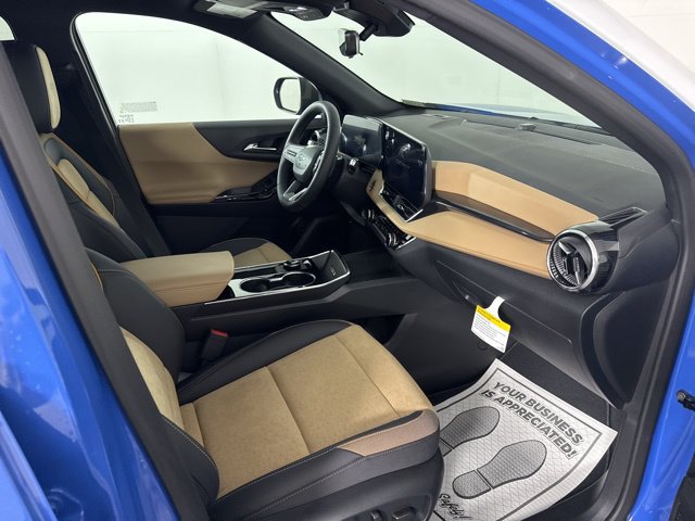 New 2026 Chevrolet Equinox ACTIV w/ Convenience Package III FWD image 17