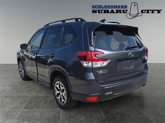 Used 2022 Subaru Forester Premium image 7
