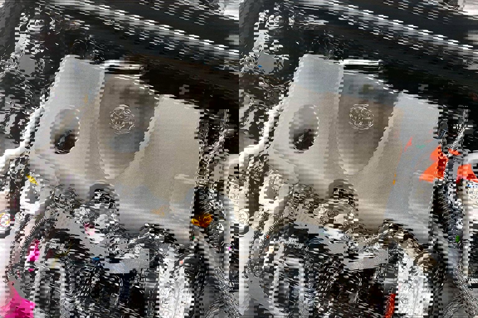 Used 2025 Toyota Camry LE w/ Convenience Package image 35