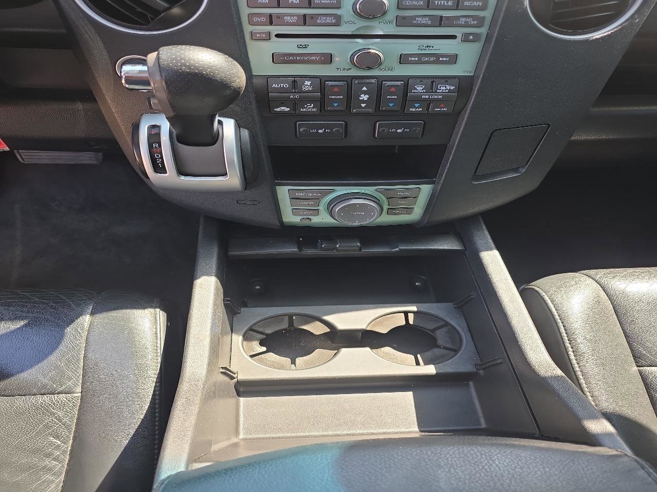 Used 2010 Honda Pilot Touring image 16