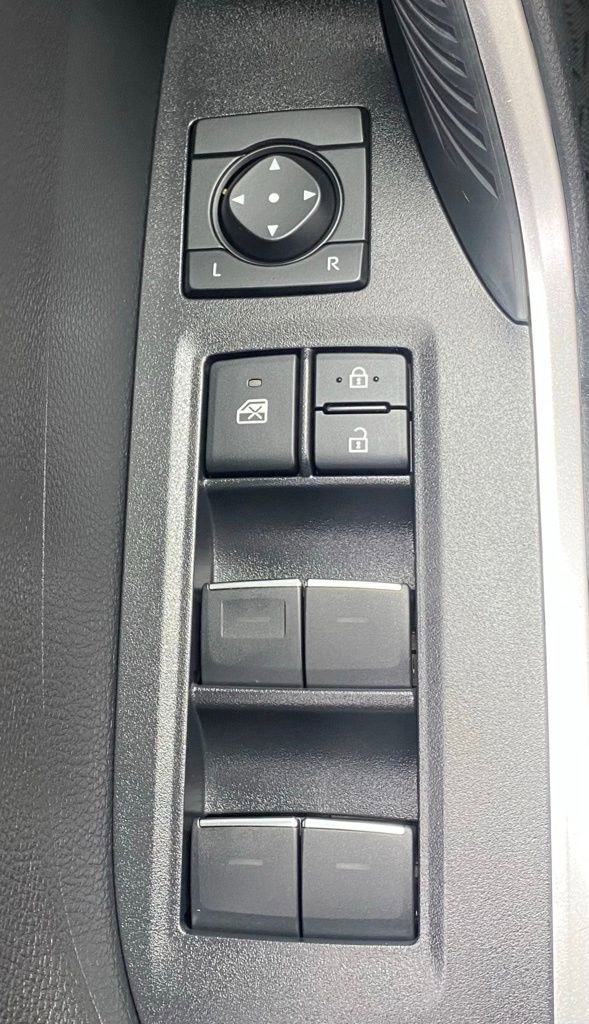 Used 2024 Toyota RAV4 XSE image 27