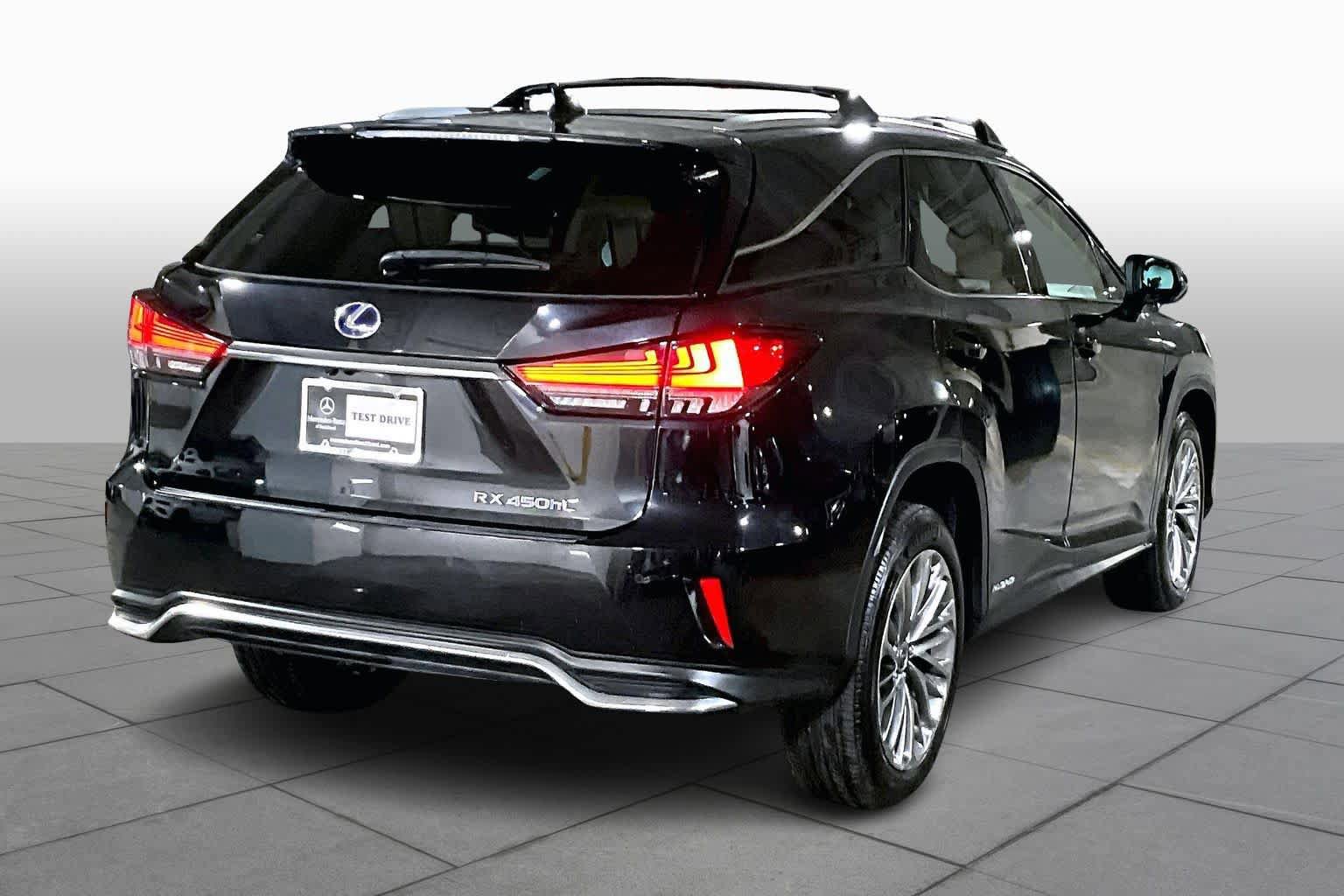 Used 2022 Lexus RX 450hL Luxury w/ Cold Area Package (CT) AWD/4WD image 22