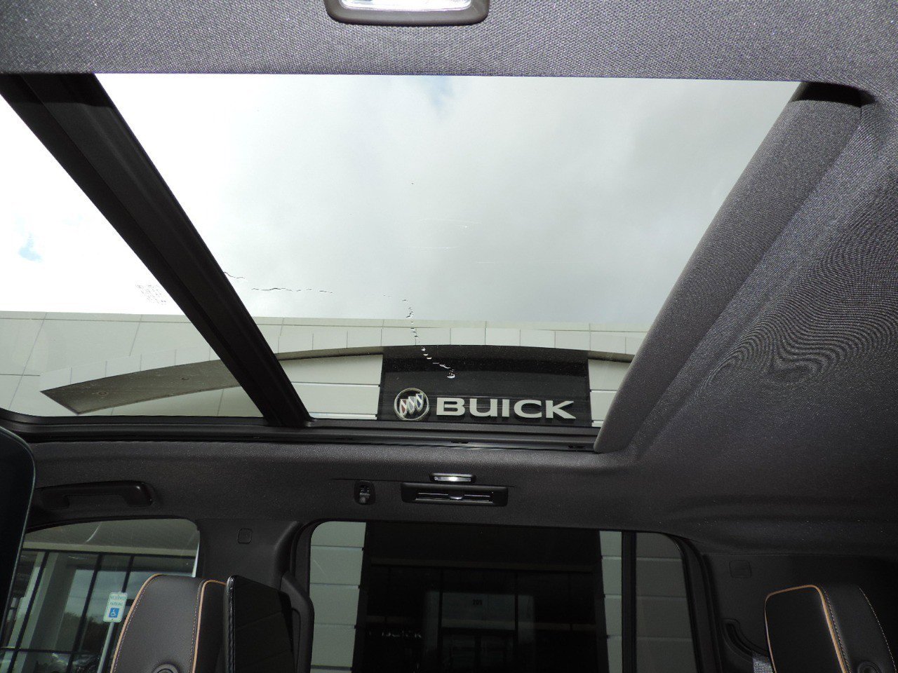 Certified 2023 GMC Yukon XL AT4 image 8