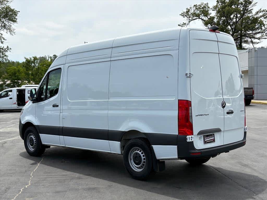 Used 2025 Mercedes-Benz Sprinter 2500 image 28