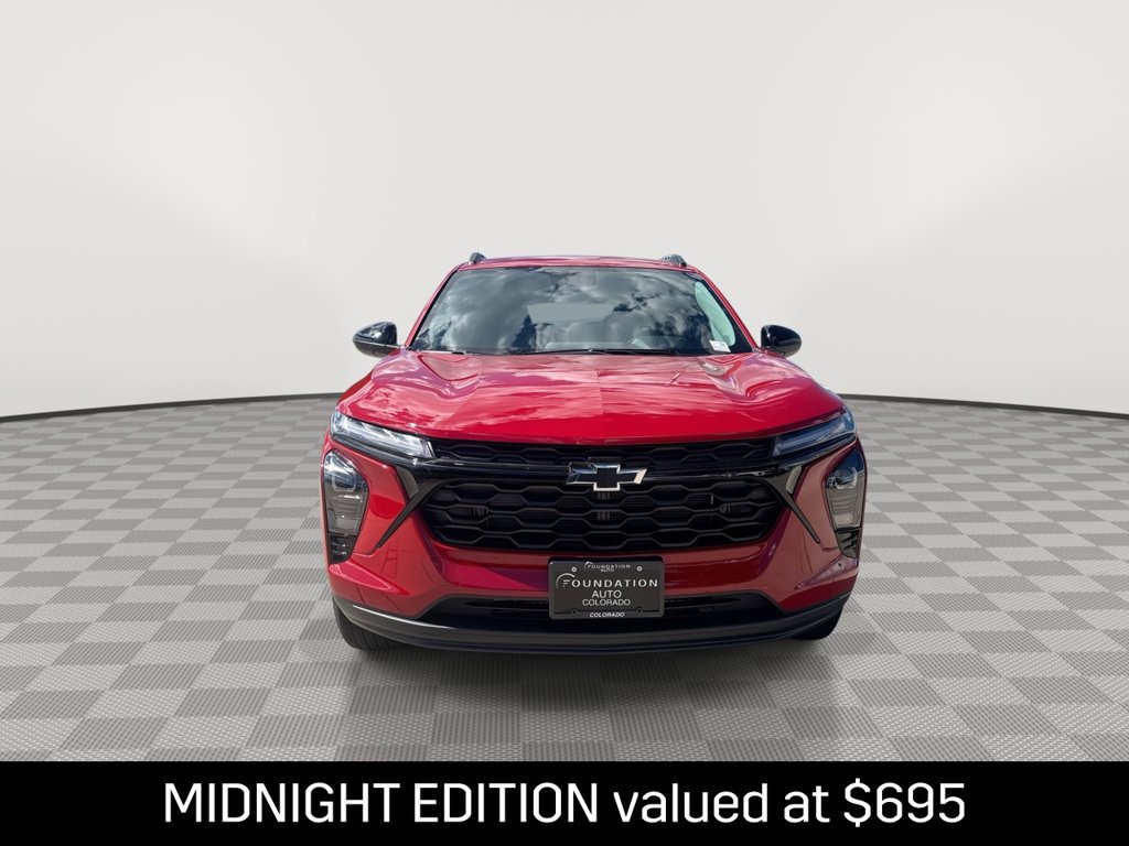 New 2026 Chevrolet Trax LT w/ Midnight Edition FWD image 3