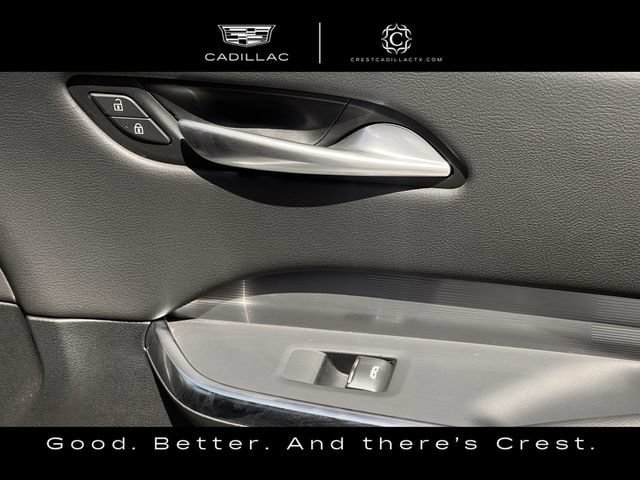 Certified 2025 Cadillac XT4 Premium Luxury w/ LPO, Floor Liner Package FWD image 27
