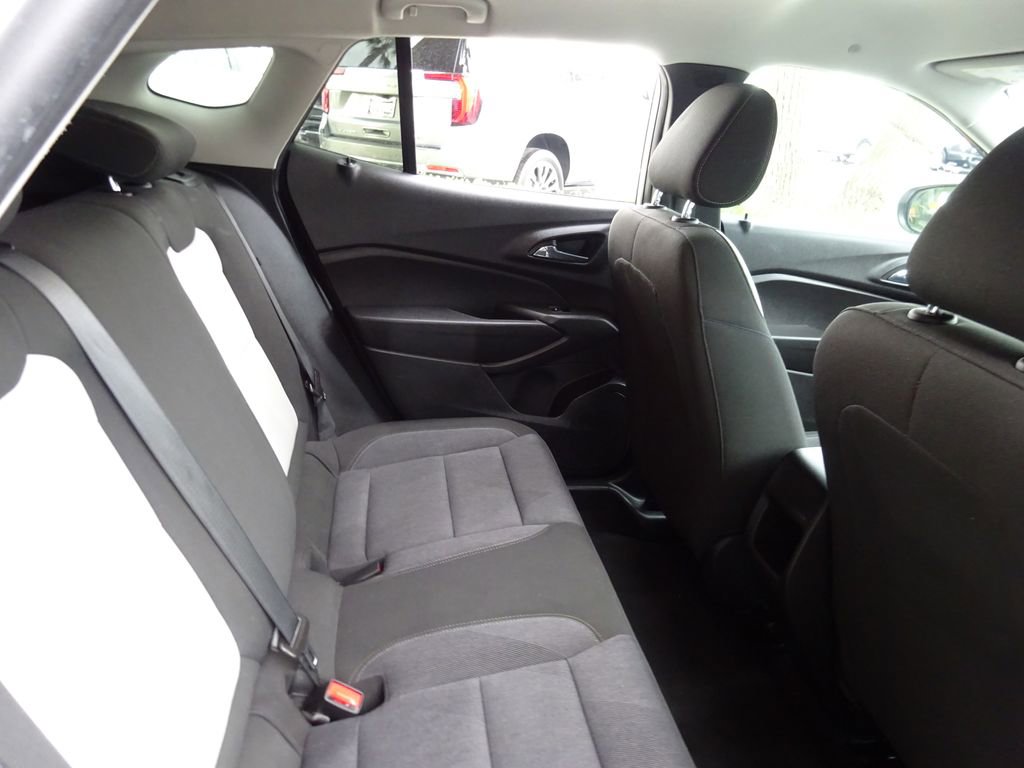 Certified 2024 Chevrolet Trax LS FWD image 24