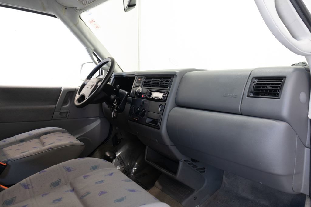 Used 1997 Volkswagen Eurovan Camper FWD image 28