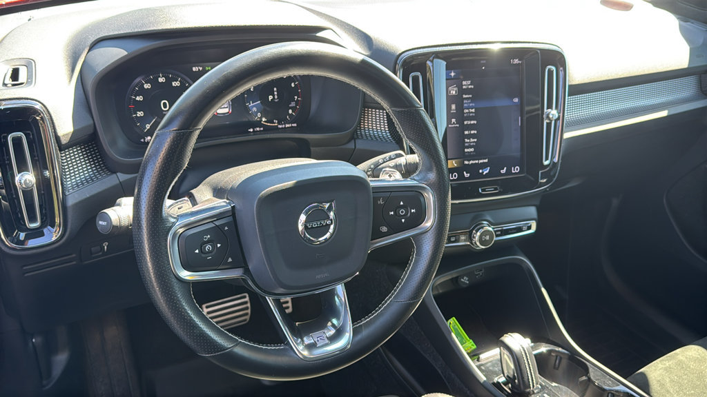 Used 2019 Volvo XC40 T5 R-Design AWD/4WD image 12