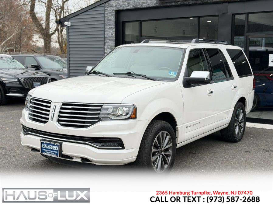 Used 2017 Lincoln Navigator Select image 6