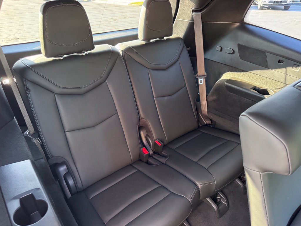 Used 2024 Cadillac XT6 Premium Luxury AWD/4WD image 32