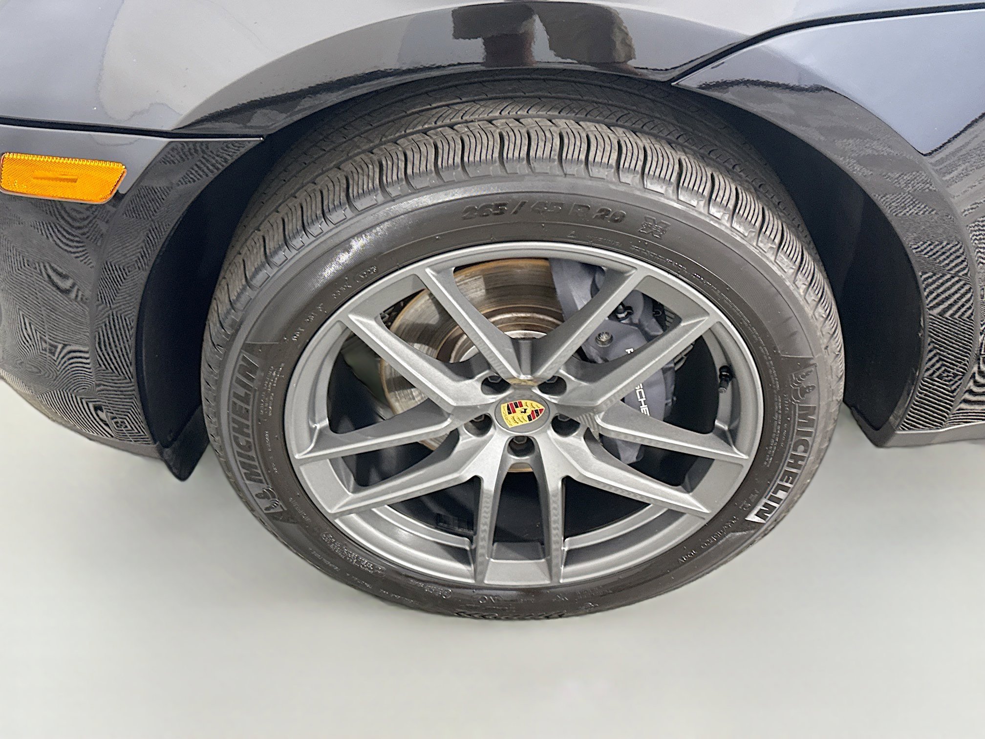 Used 2024 Porsche Macan Turbo w/ Premium Plus Package image 37