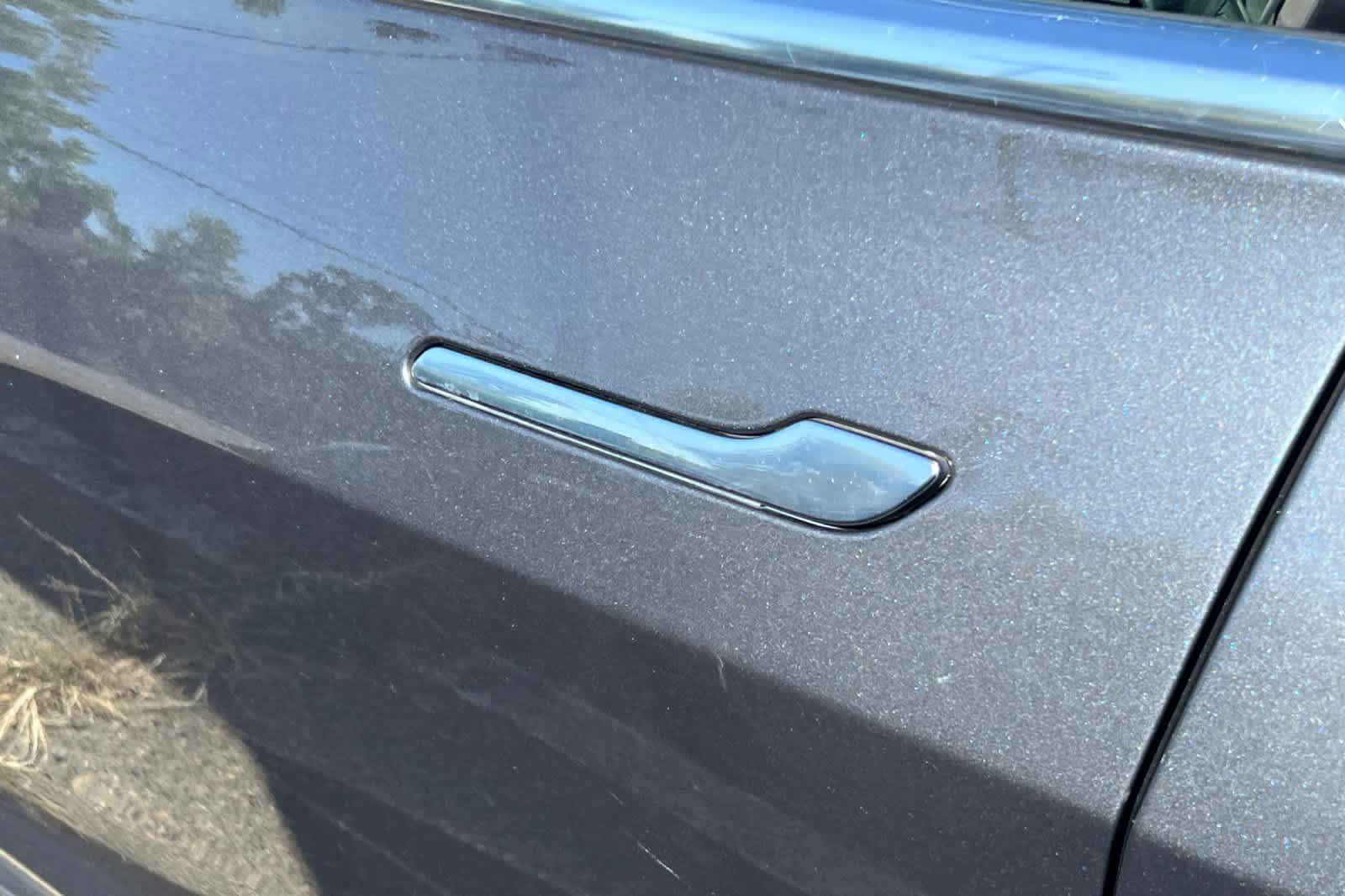 Used 2018 Tesla Model 3 Long Range RWD image 7