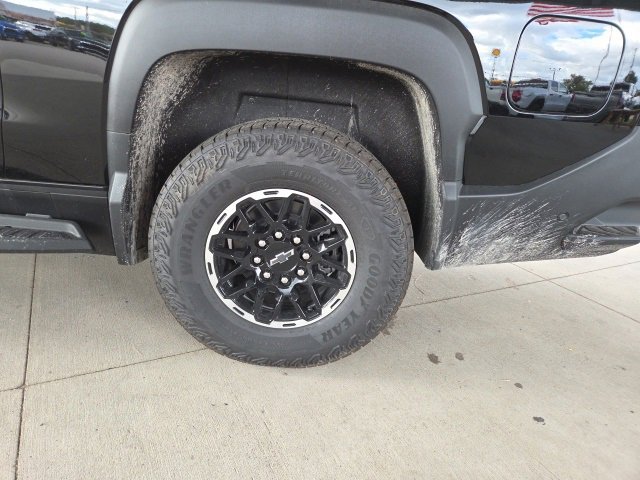 New 2026 Chevrolet Silverado EV Trail Boss image 11