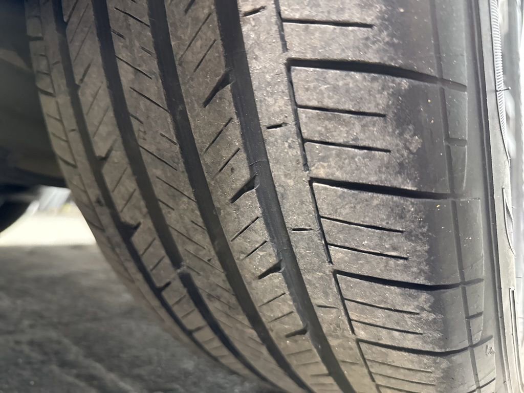 Used 2023 Volkswagen Atlas SE image 39