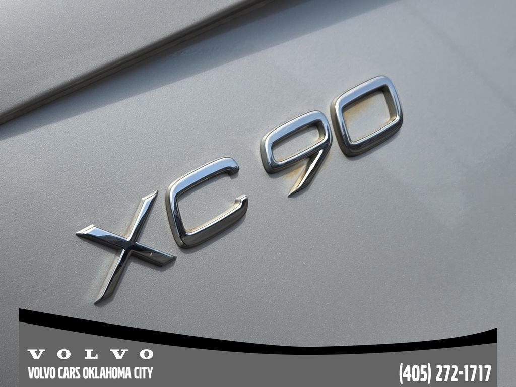 Used 2017 Volvo XC90 T6 Momentum w/ Vision Package image 10