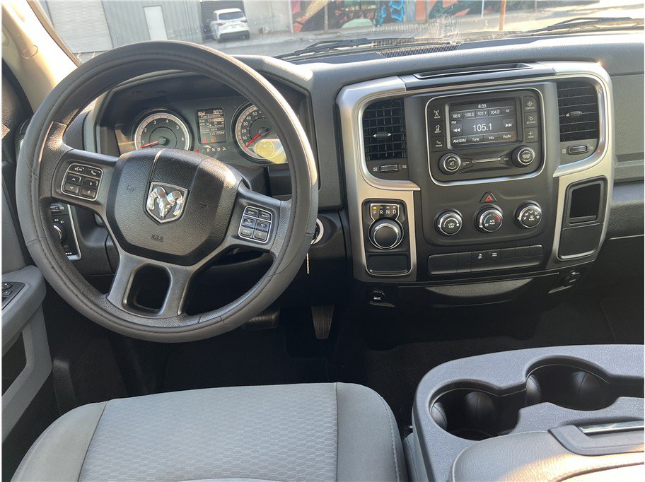Used 2019 RAM 1500 Classic SLT RWD image 13