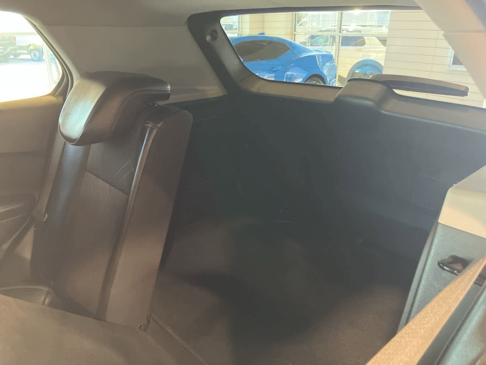 Used 2019 Chevrolet Trax LT w/ LT Convenience Package AWD/4WD image 23