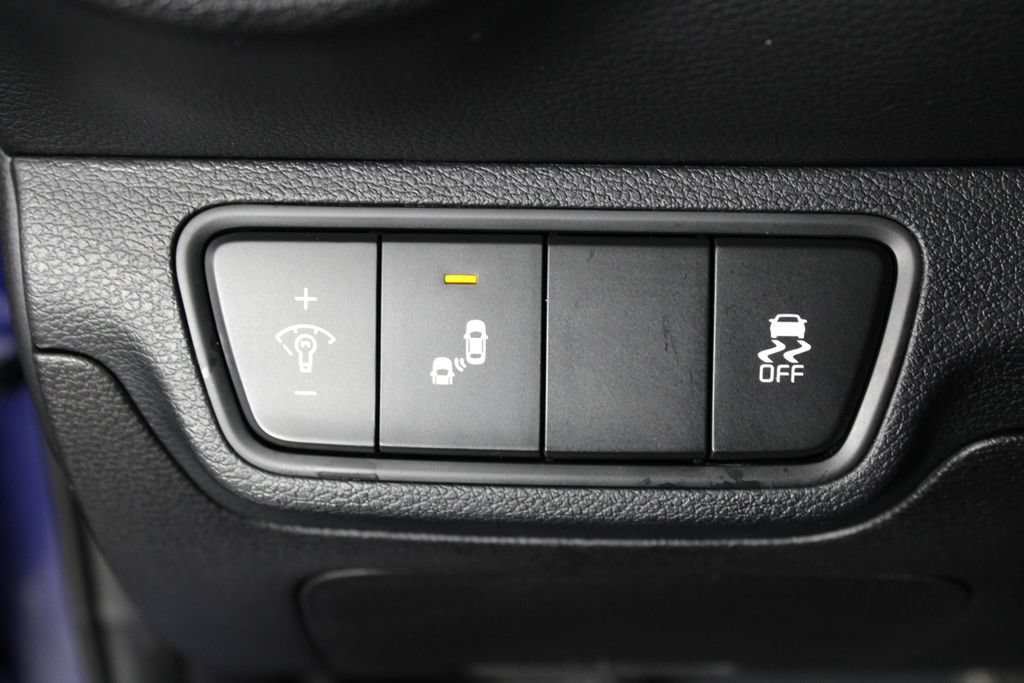 Used 2023 Kia Forte LXS w/ LXS Technology Package FWD image 23