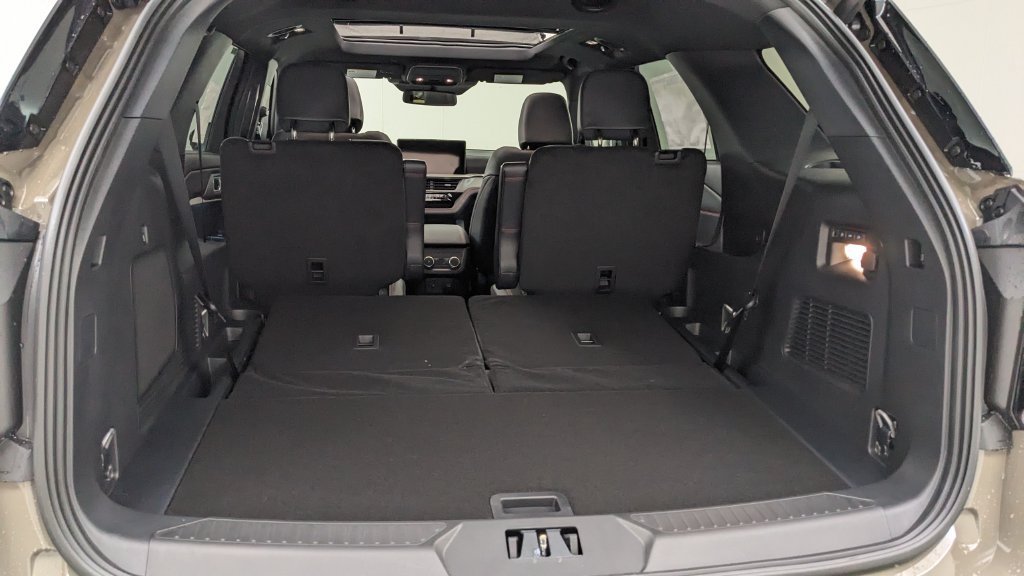 New 2027 Ford Explorer ST w/ Sun And Sound Package AWD/4WD image 10