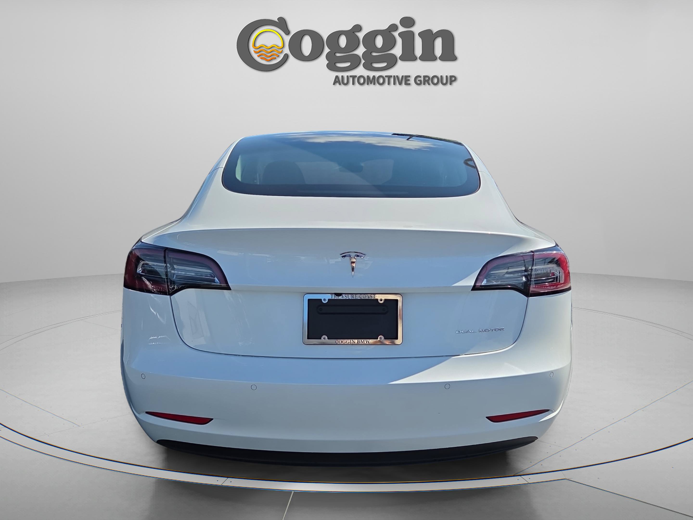 Used 2022 Tesla Model 3 Long Range AWD/4WD image 4