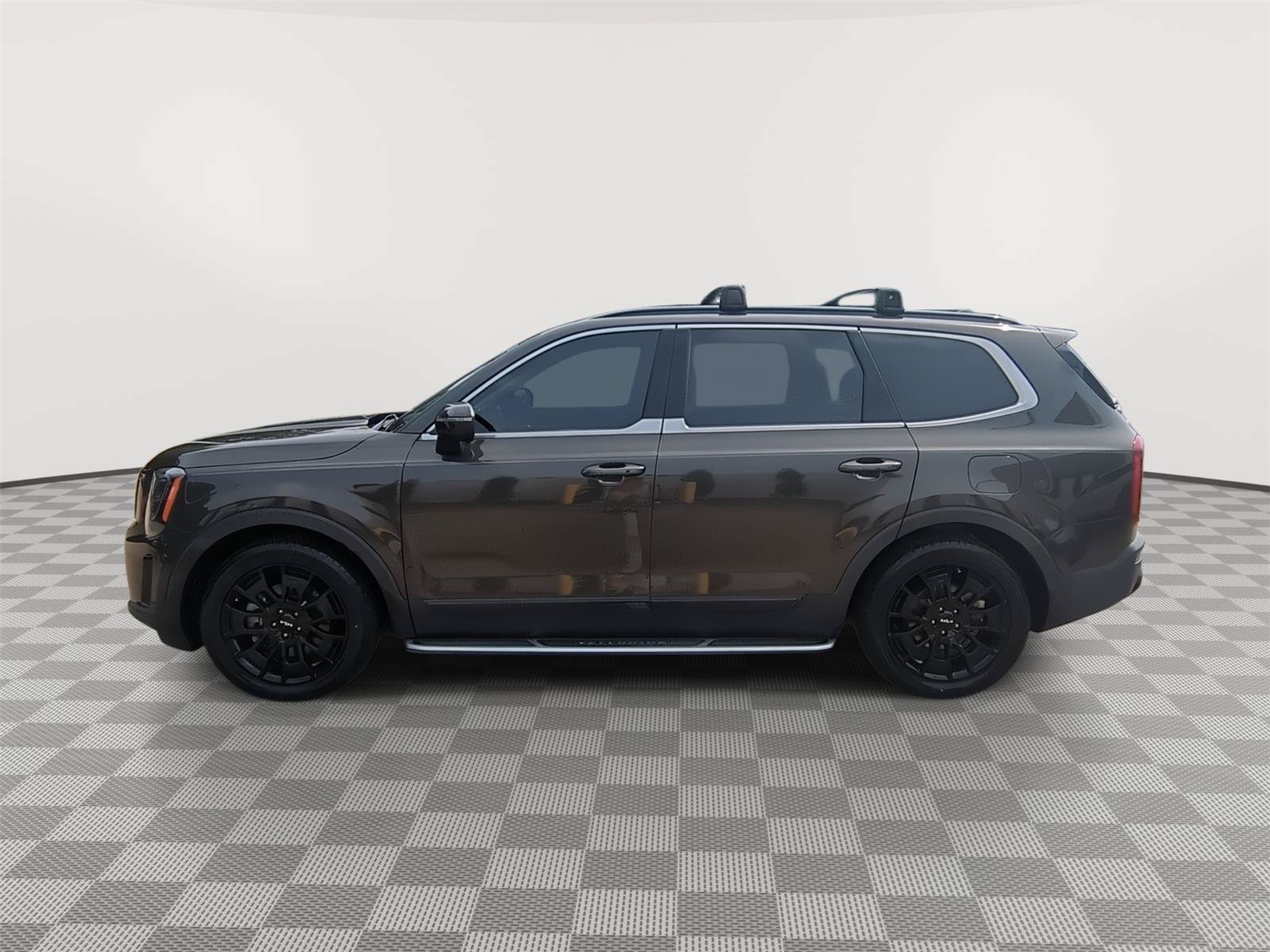 Used 2022 Kia Telluride EX w/ EX Premium Package AWD/4WD image 2