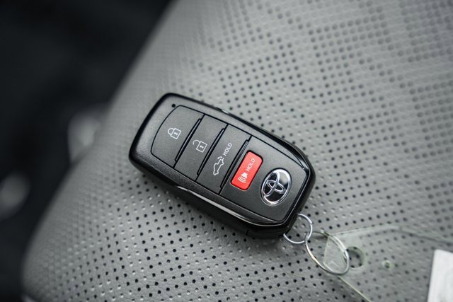 Used 2025 Toyota Tundra Limited image 46