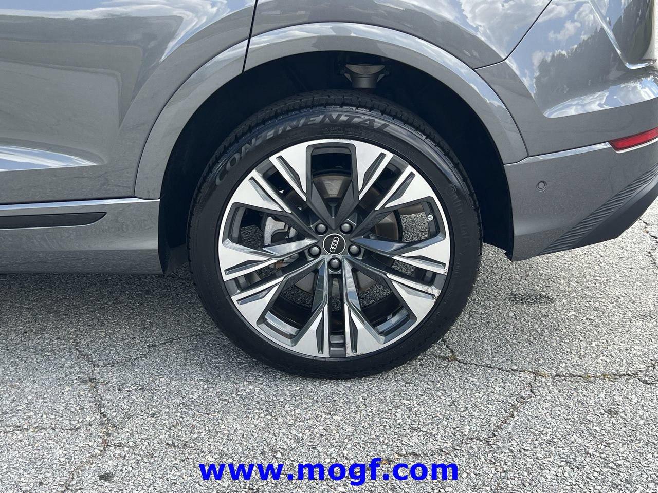 Used 2025 Audi Q8 Premium AWD/4WD image 30