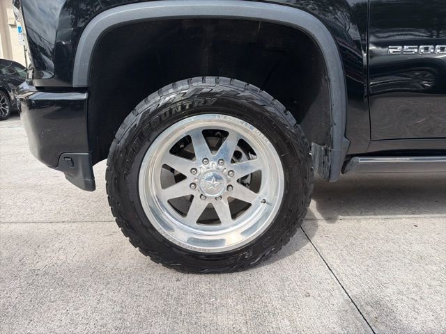 Used 2021 Chevrolet Silverado 2500 High Country w/ Z71 Off-Road Package video 2