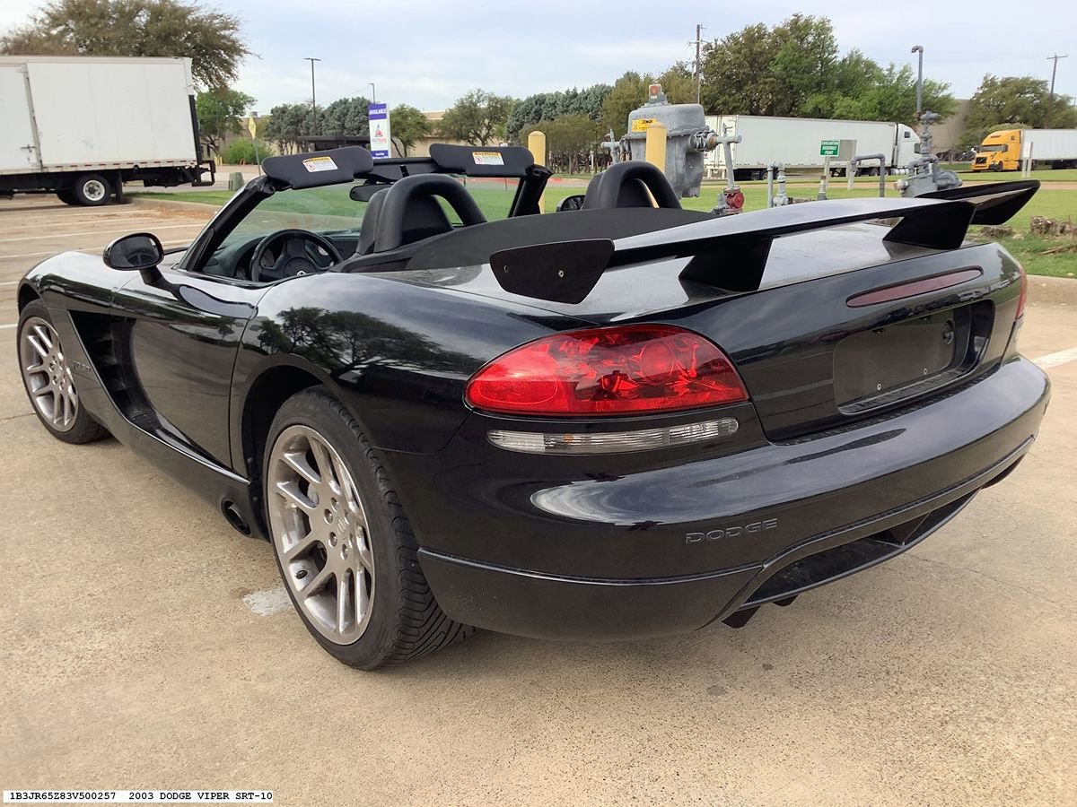 Used 2003 Dodge Viper SRT-10 RWD image 5