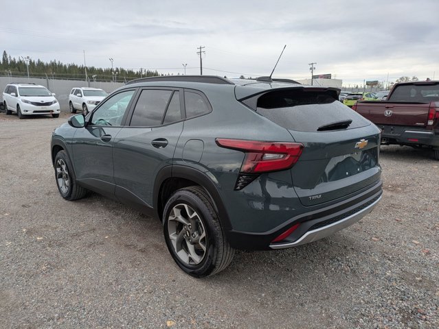 Used 2025 Chevrolet Trax LT image 8