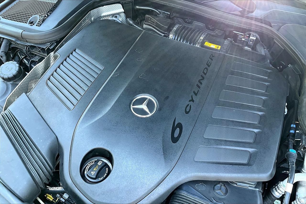 Used 2022 Mercedes-Benz E 450 4MATIC Sedan image 32