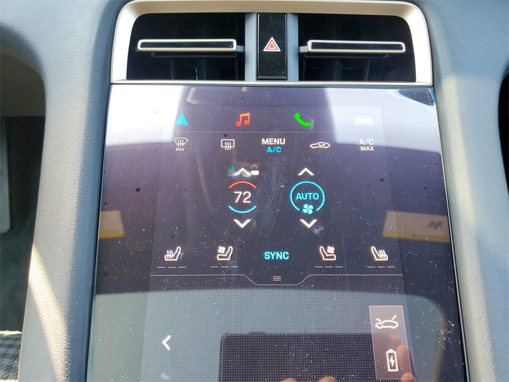 New 2025 Porsche Taycan 4S image 13