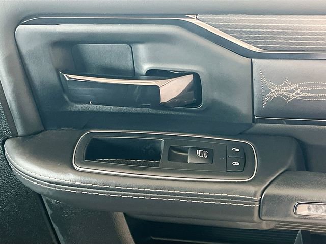 Used 2024 RAM 2500 Limited image 32